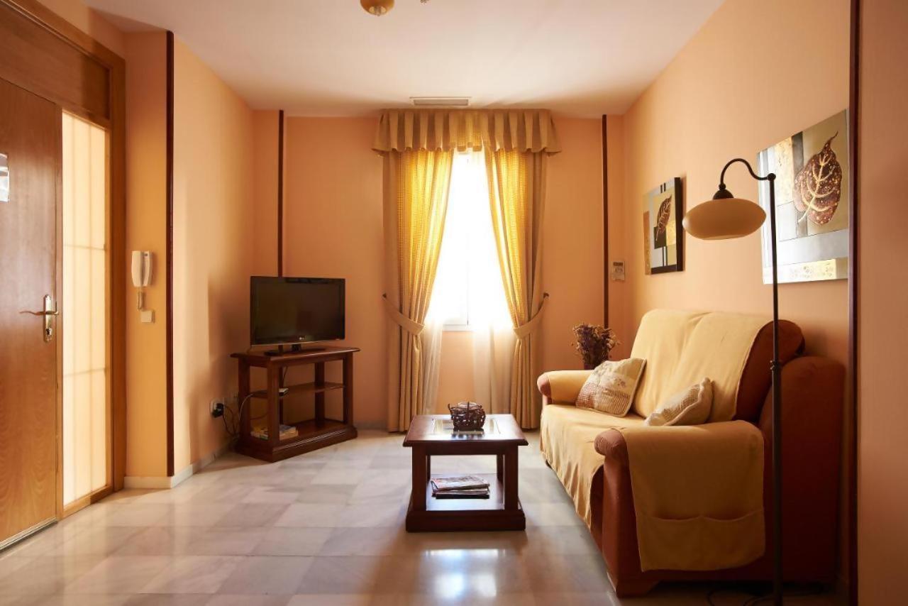 Apartamentos San Andrés Siviglia Esterno foto
