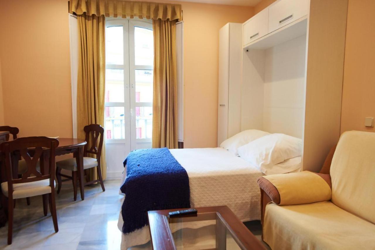 Apartamentos San Andrés Siviglia Esterno foto